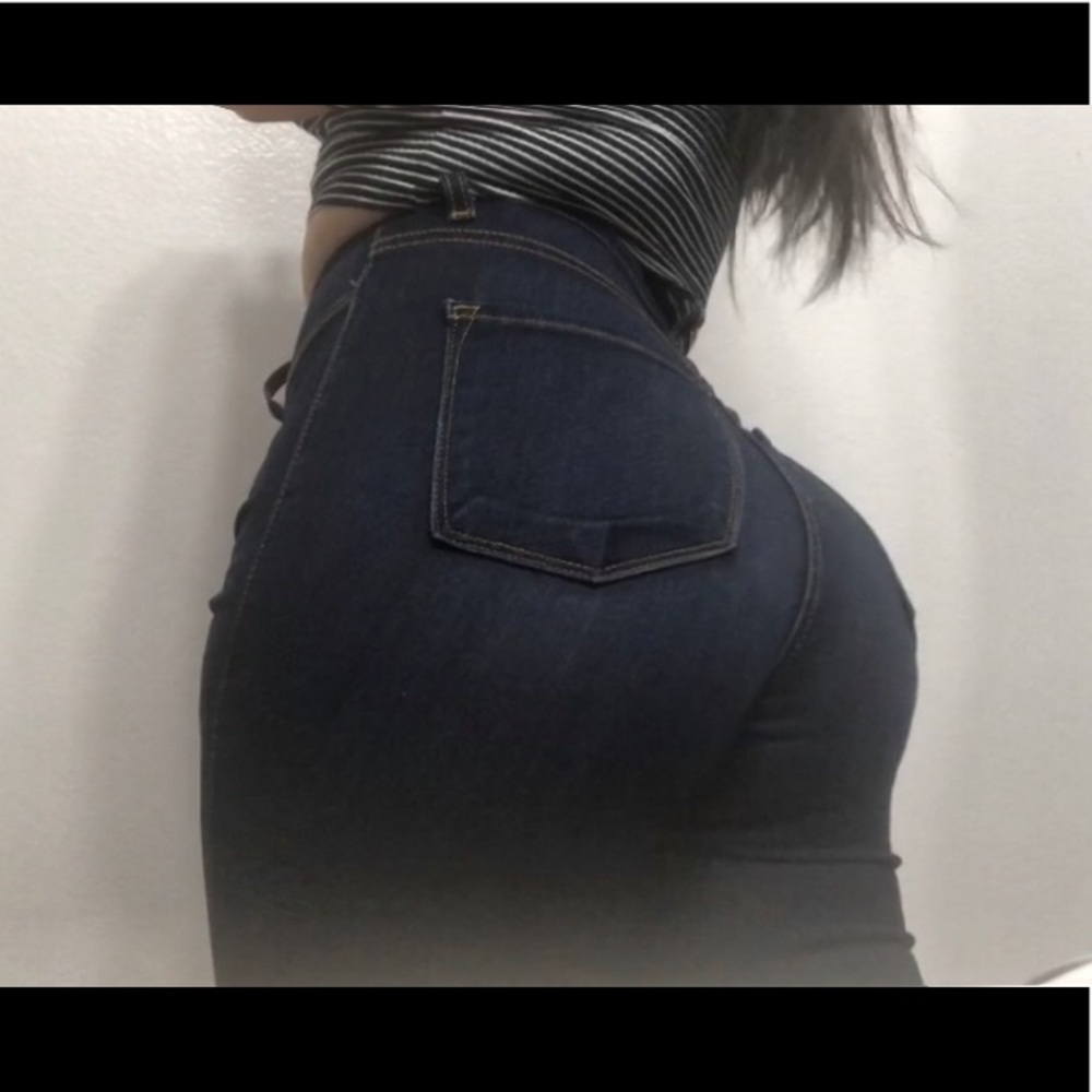 Fashion Nova basic dark wash denim